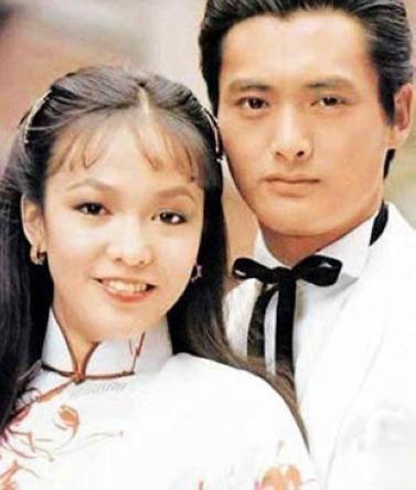 63歲周潤發終於承認此生摯愛，不是陳薈蓮，而是58歲仍單身的她!