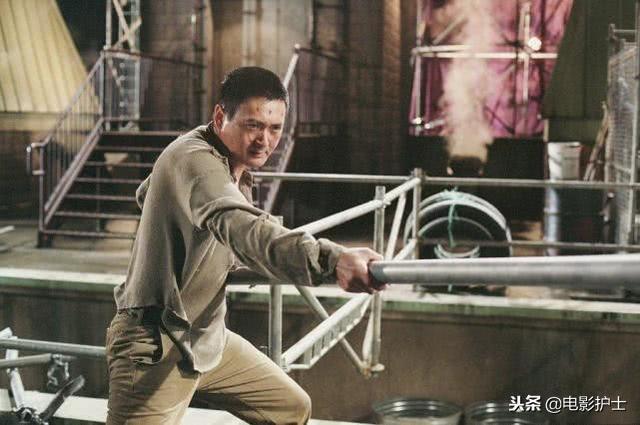 搶了李連傑的戲來演，奈何票房僅3.1億，片方怒虧3億，周潤發尷尬了，好萊塢巨星跌落神壇了！