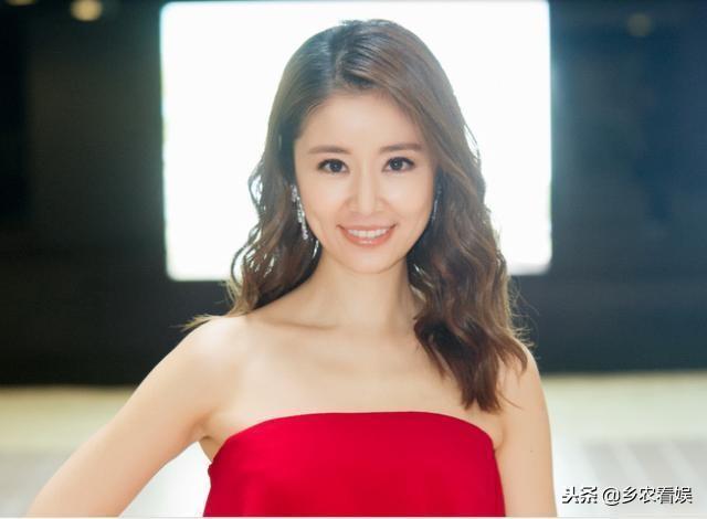 低調了16年，霍建華家庭背景曝光，網友：難怪都說林心如嫁對人了！