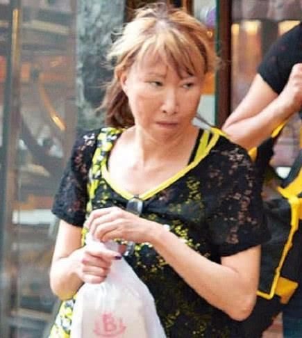 曾經的大人片女星，變化真的很大，一個都認不出了！