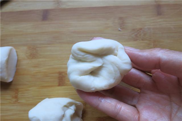 分享皮薄如紙全燙麵韭菜餅的做法關鍵還不露餡，放涼了也不硬