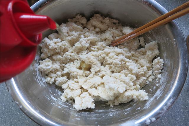 分享皮薄如紙全燙麵韭菜餅的做法關鍵還不露餡，放涼了也不硬