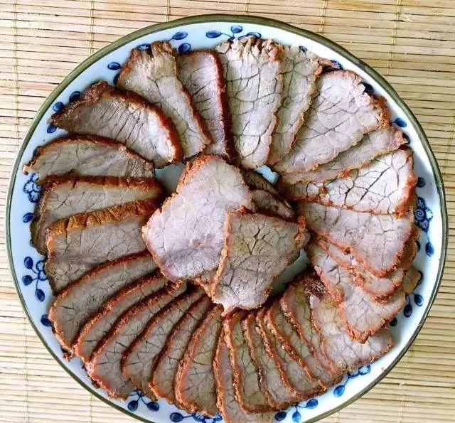 五香鹵牛肉五香鹵牛肉