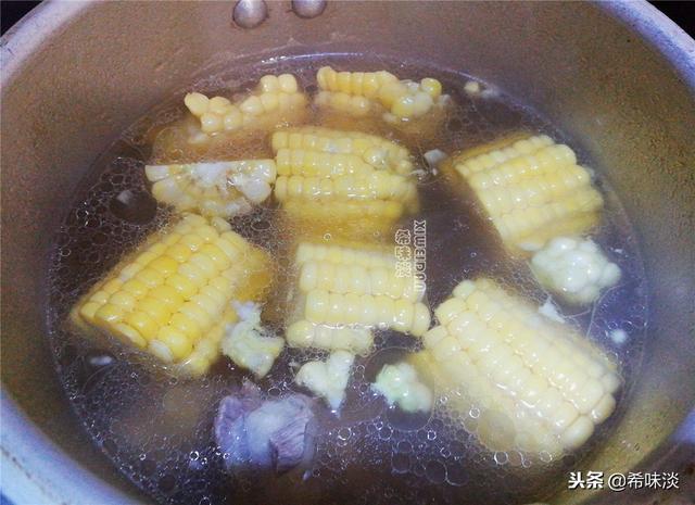 12月最適合喝這碗湯，鮮美營養好，孩子要常喝，比吃鈣片強！