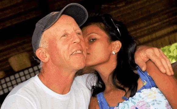 泰國女導遊可不一般，白天帶你遊山玩水，晚上盡妻子義務！ 