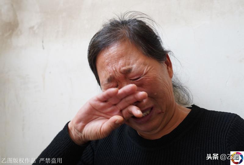 親媽拒絕給5歲兒子配型救命，孩子每天問奶奶：媽媽啥時來？