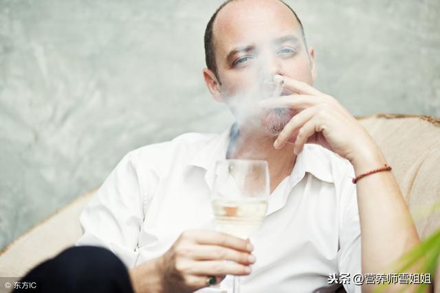 不想心臟「早衰」，堅持「三多三少」，常按四處，強心更健康！