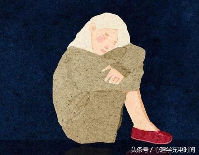 心理學家：骨子裡自卑的人，通常缺少這三樣東西