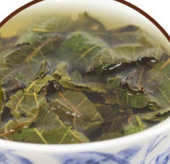 這種小草在家就能種植，葉子曬乾泡水喝，竟治好了舅舅的糖尿病，轉發給有需要的人