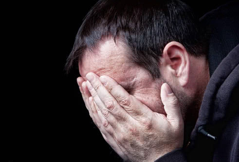 排出腎結石，只能喝水運動？老中醫獻方：這個排石藥方，更有用