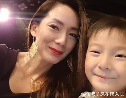 又一女星宣布離婚，曾患上抑鬱症想自殺，如今瘦到脫相完全認不出！
