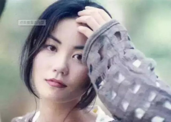 終結兩段婚姻，王菲靠什麼讓謝霆鋒對她死心踏地，還為了她一無反顧的離婚？