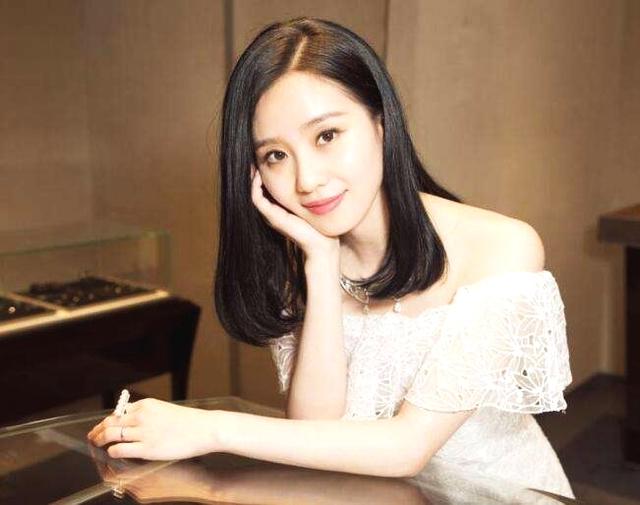 劉詩詩隱瞞7年的前任居然是他，讓人難以置信，吳奇隆知道嗎?