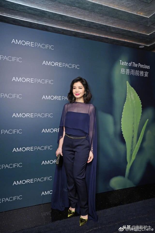 58歲鐘楚紅近況曝光，曾是周潤發最佳女搭檔，47歲守寡至今未再婚!