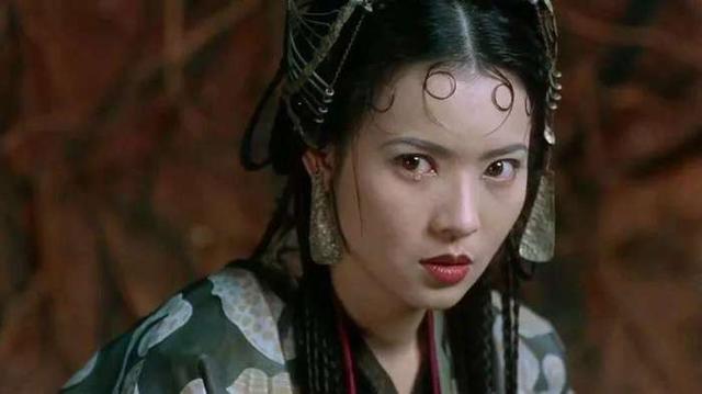 藍潔瑛屍體發臭才被發現，兩位影壇大佬和一名女星都欠她一句道歉!