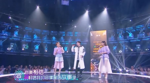 《嗨！唱起來》蕭敬騰X晨悠重新詮釋《童話》優美和聲感動全場觀眾！網民歡呼：「台灣之光！！」