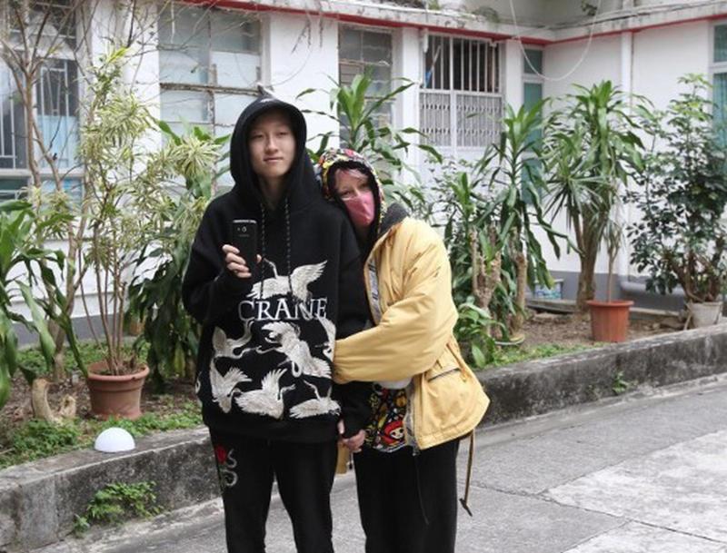 成龍女兒吳卓林再次驚動香港警方，曾因與吳綺莉鬧矛盾三次報警！