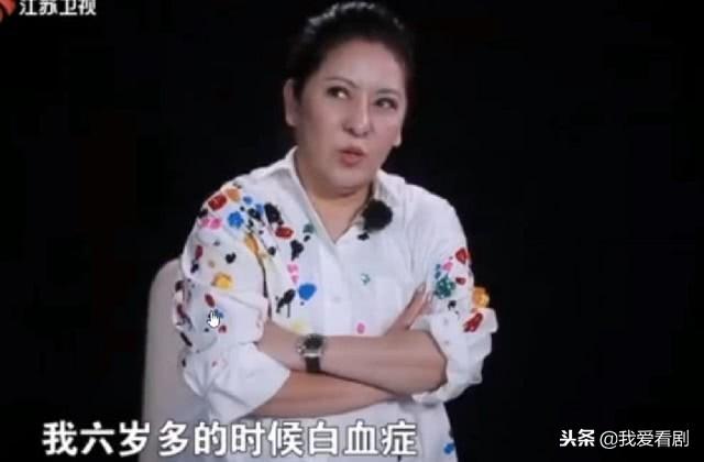 向太18歲被親媽賣去舞廳鬧自殺，46歲得腦瘤向華強不離不棄