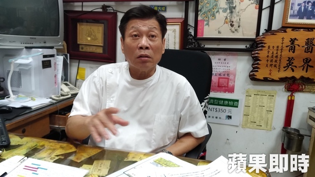 法醫高大成「難得放閃日籍嬌妻」大讚：她沒有缺點　外表超清秀「看不出62歲」網友直呼好幸福