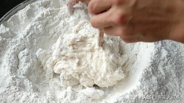 冬至，客家人愛給家人做這一個美食，鮮香軟糯，一次吃5個都不夠