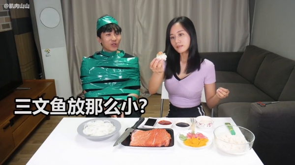 姊姊的復仇又來啦!假藉遊戲的名義把弟弟綁起來，接下來他的下場是如何，讓我們看下去吧~~~