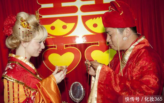 中國小伙和俄羅斯姑娘結婚生子後曬照片，網友卻直呼孩子太神奇！