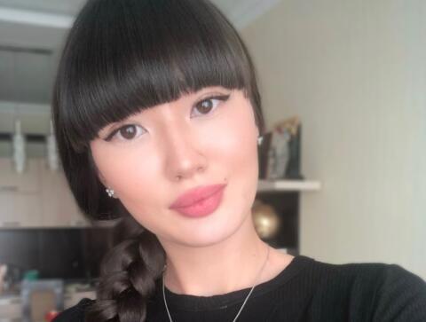 排球美少女「奇蹟天使變網紅臉」 詭異厚唇讓粉絲：還我清純妹子 