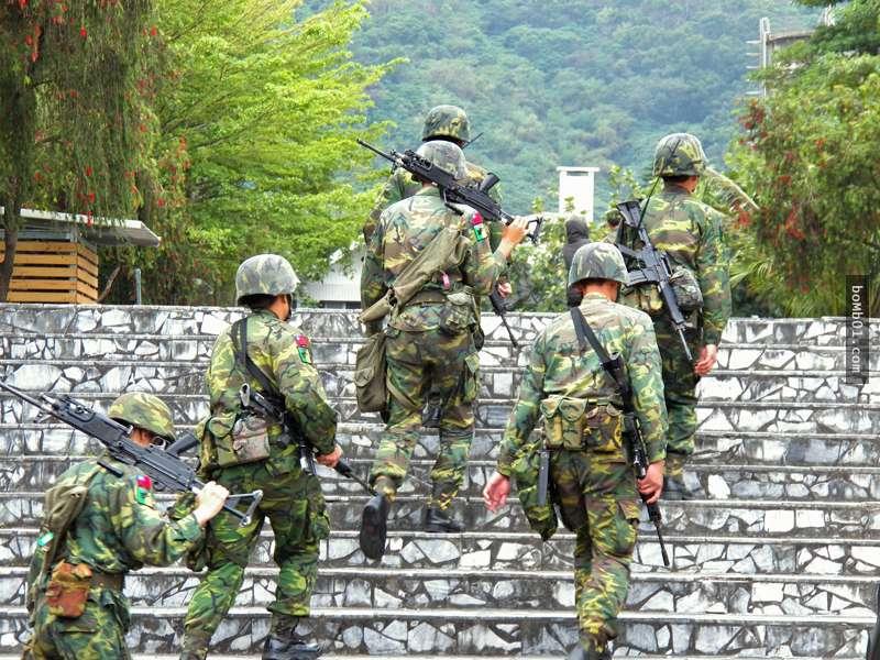 清大碩生剩80幾天退伍卻「被連長惡意禁18天假」，結果他的超猛反擊立刻轟動全軍營！