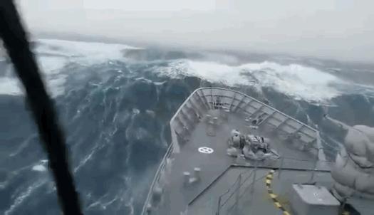海下湖泊太夢幻　6個海洋奇景 