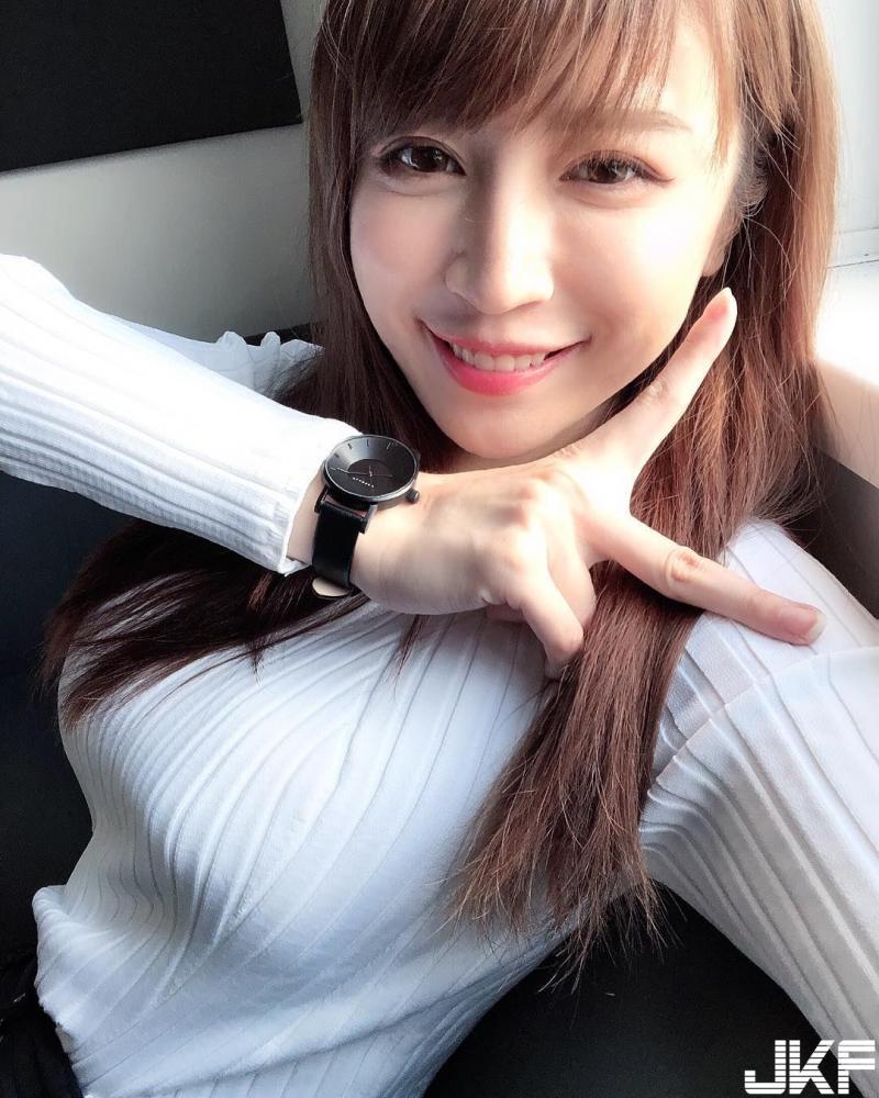 倫敦大學正妹「媛仔」身材超好，不管穿什麼都超緊繃！ 