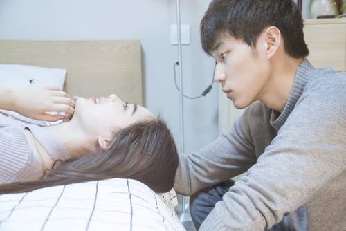 是什麼動作【能說明12星座女生喜歡你】？從這些細節能看出一二~