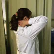 1個動作，每天滾動30次，氣血傳遍全身，放鬆全身肌肉，頸椎不酸、腰椎不痛了！