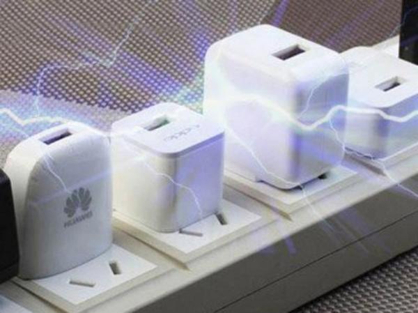 可怕！充完電後不拔充電器，出事了！一定要分享給你的家人和朋友！