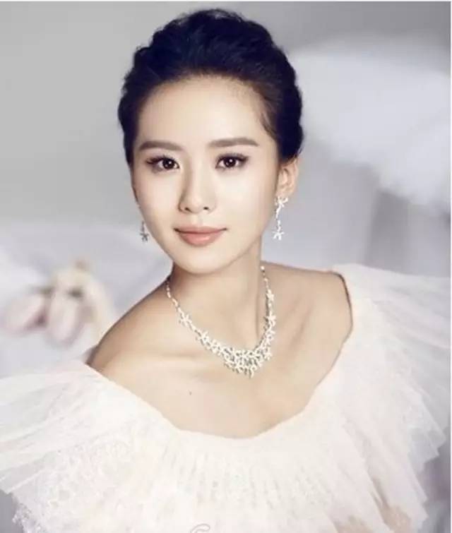 被男人寵愛的女人，都有這8種表現！有妳嗎？