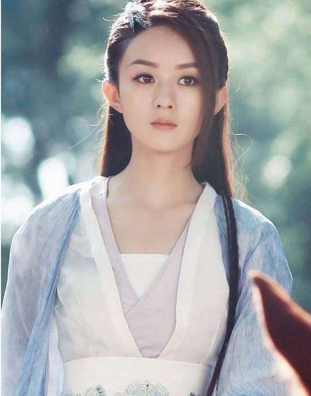她身價破億卻過著極儉生活「不住豪宅、沒有好車，買普通衣服」！私下低調做公益從不炫富