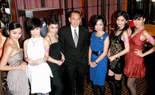 曝光！香港「風流大亨」楊受成和眾多女星的「親密照」流傳！
