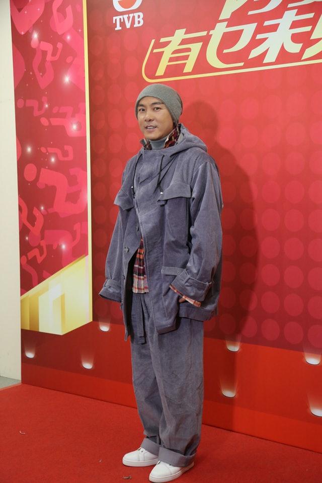 張衛健拒出席TVB頒獎禮錯失視帝，《大帥哥》點播率超2.6億成贏家 