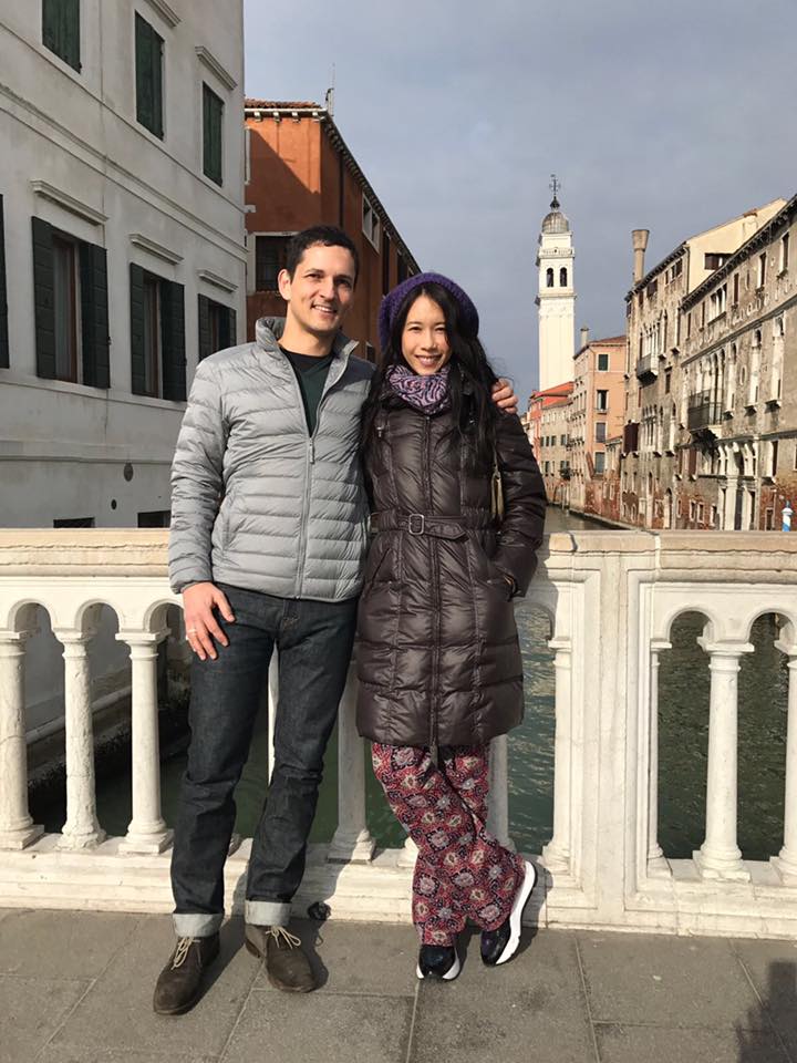 緣來還是你！莫文蔚情路兜圈，「情歸德籍初戀」慶30週年，把前妻生的3個孩子「視如己出」！