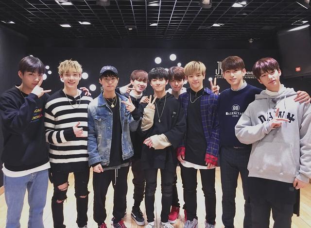 比起人氣女團IZONE，JYP旗下的他們已經悄悄拿了五項最佳新人獎！