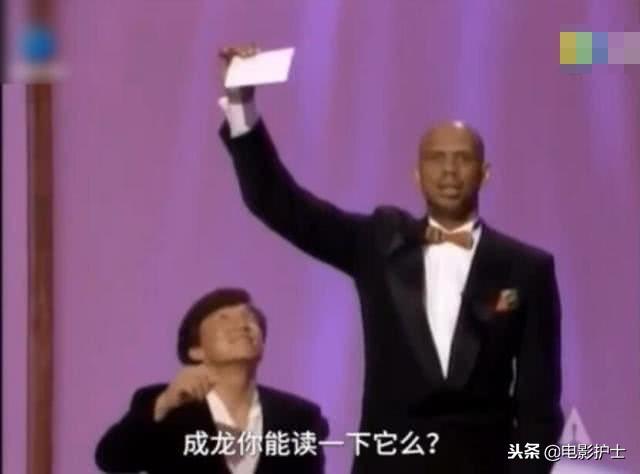 娛樂爆料：周星馳國外做過最牛的一件事，甄子丹都不敢這麼橫，網友：有骨氣 