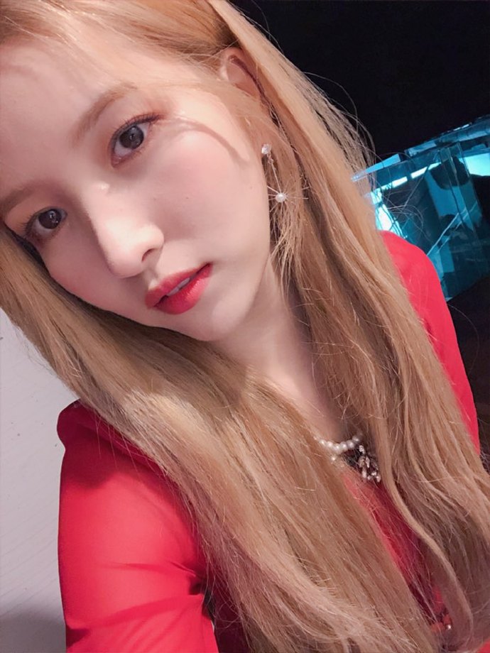 [GFRIEND][分享]181219 女友登上韓國蓋洛普最受歡迎藝人十位