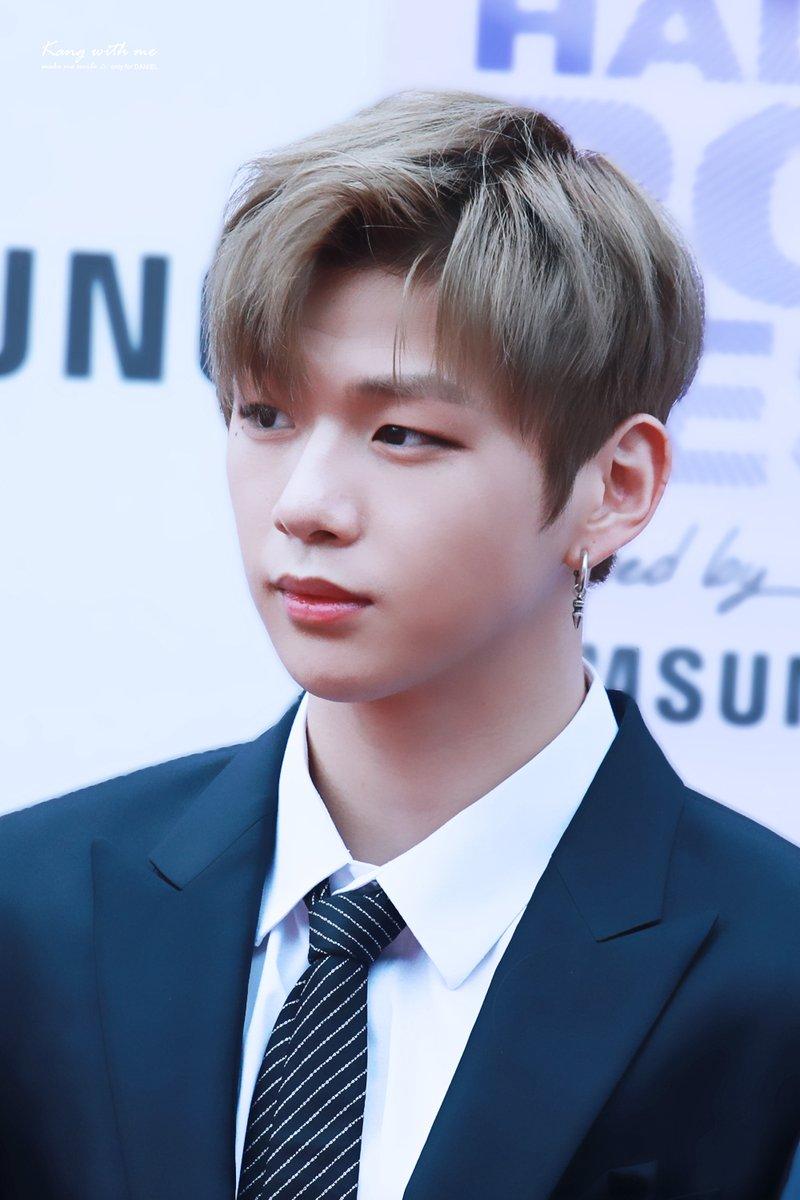 [WANNA ONE][新聞]181219 WANNA ONE姜丹尼爾連續44週穩居BEST IDOL榜首