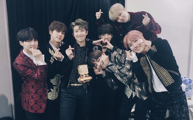 BTS官方粉絲群ARMY被美國媒體評為「2018年最佳網絡趨勢」