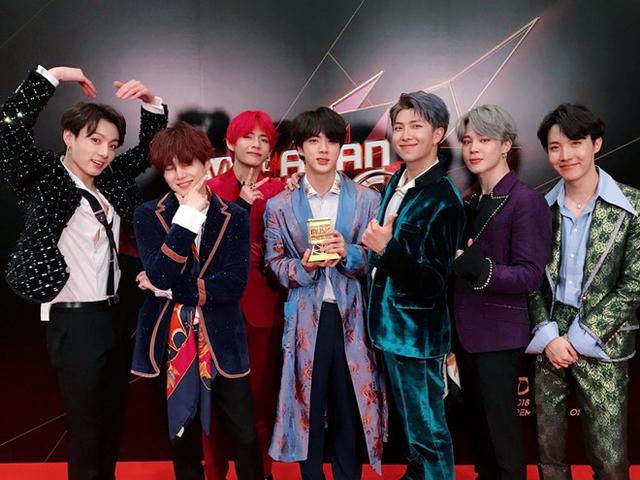 BTS官方粉絲群ARMY被美國媒體評為「2018年最佳網絡趨勢」