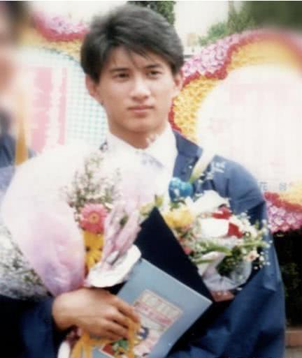 男星們的18歲：鍾漢良、張衛健、古天樂都被焦恩俊和他比下去了 
