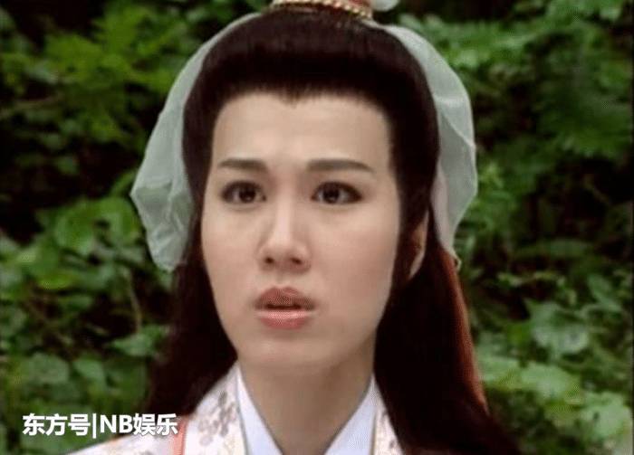 她與丈夫相伴24年「堅持不生孩子」，為容貌堅持不吃肉，今56歲！網友：嫁對人，吃肉吃素都幸福！