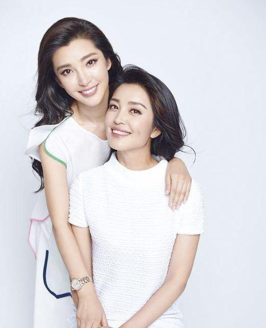 盤點「經紀人」比明星本人還美，李冰冰經紀人上榜，沈月看呆眾人!