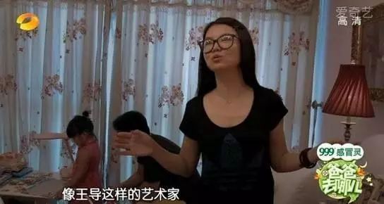 大S曝李湘豪宅，超大草坪盪鞦韆，別墅室內按電梯，裝修被吐槽土！