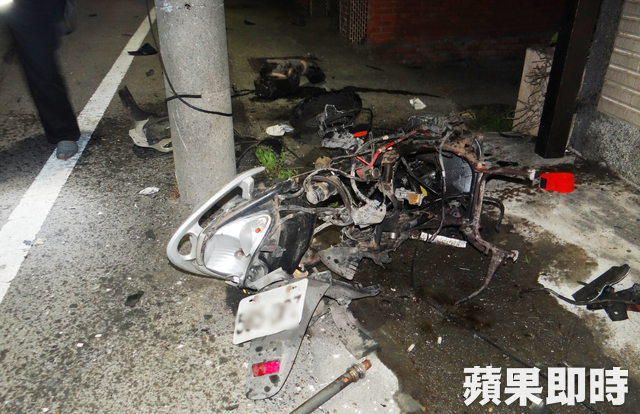驚悚畫面！18歲高職生撞死人　擁2輛賓士跑車愛搶快 