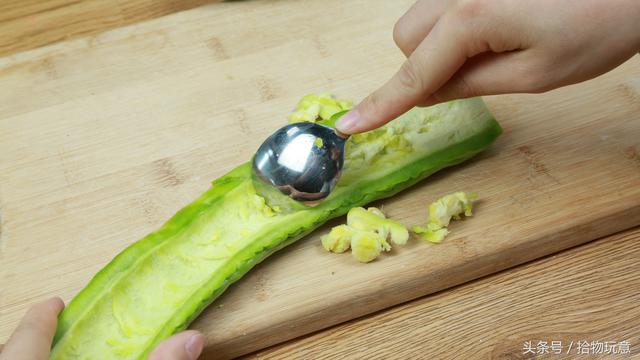 想要苦瓜去除苦味，只要用這一招，很多人都不知道··· 